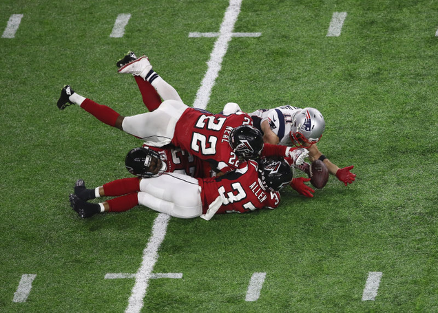 Illustration for article titled Why Your Team Sucks 2017: Atlanta Falcons
